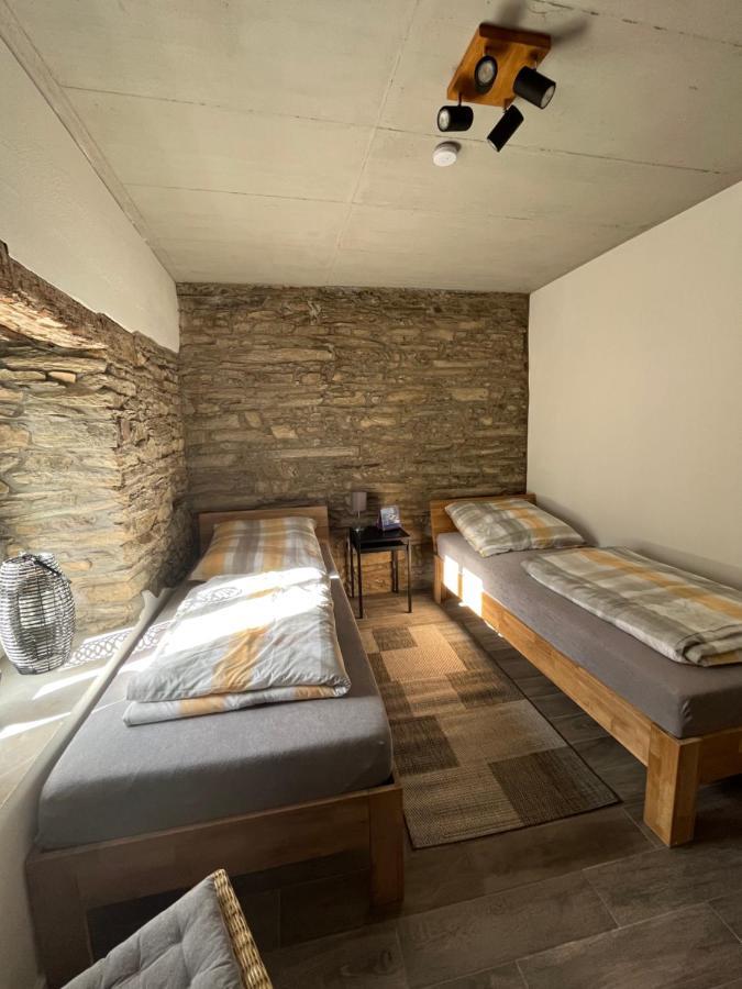 Ferienwohnung Am Wald-Und Wiesenkorb Kell am See Bagian luar foto